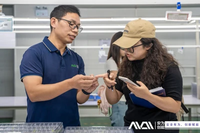 Les innovacions de la bateria d'ions de liti brillen